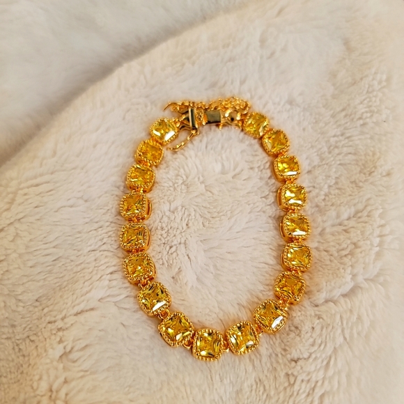 bracelet - Picture 1 of 4